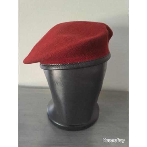 beret rouge amarante / parachutiste et troupes de marine / Patrol Equipement taille 57 ou 59