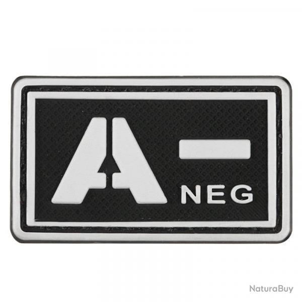 Patch groupe sanguin 3D PVC lumineux - A- ngatif (noir) 2