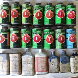 Lot de 21 bidons de poudre ancien vides.
