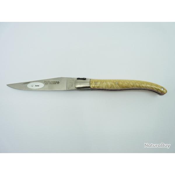 Couteau Laguiole en Aubrac 12cm manche en Juma blanc