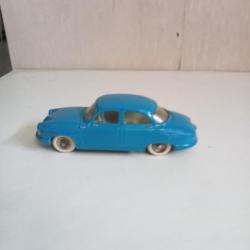 panhard dinky toys pl17 numéro 547