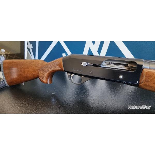 Semi automatique  stoeger mc300 12/76