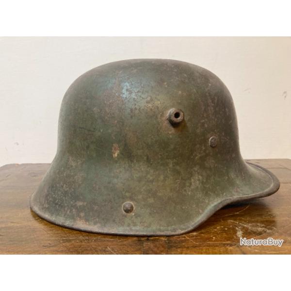 Casque allemand M17 - utilise par les units d'assaut de l'arme autrichienne