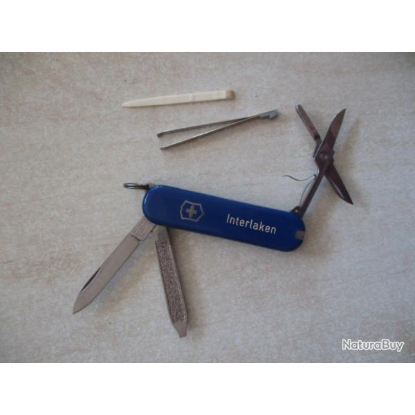 couteau classic bleu victorinox