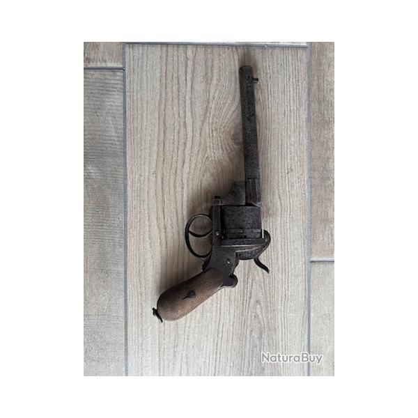 Revolver type Lefaucheux 1854