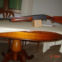 FUSIL DE CHASSE SEMI AUTOMATIQUE CALIBRE 12