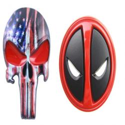 Sticker badge Punisher métal 3D - USA rouge et Deadpool