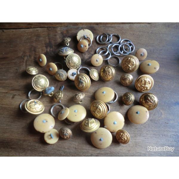 lots divers boutons pour uniforme infanterie marine