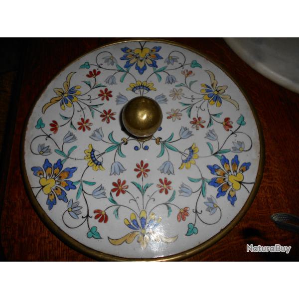 PLATEAU ANCIEN EN CUIVRE ET FAIENCE - DESSUS DE PETITE TABLE SELLETTE