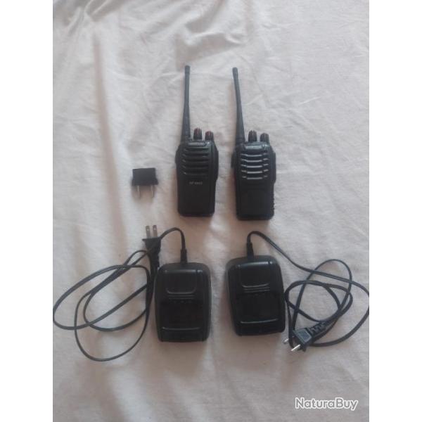 2 talkie-walkie "baofeng"