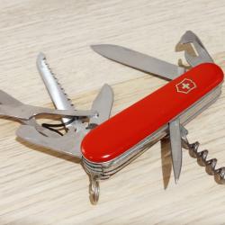 Victorinox couteau suisse Woodsman Victoria 1971-1973 collector