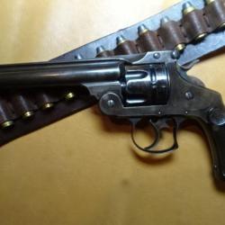 Revolver Smith Wesson Frontier Double Action calibre .44 Russian