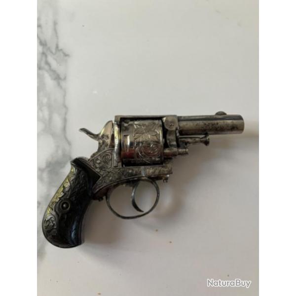 Revolver british Bull dog 380