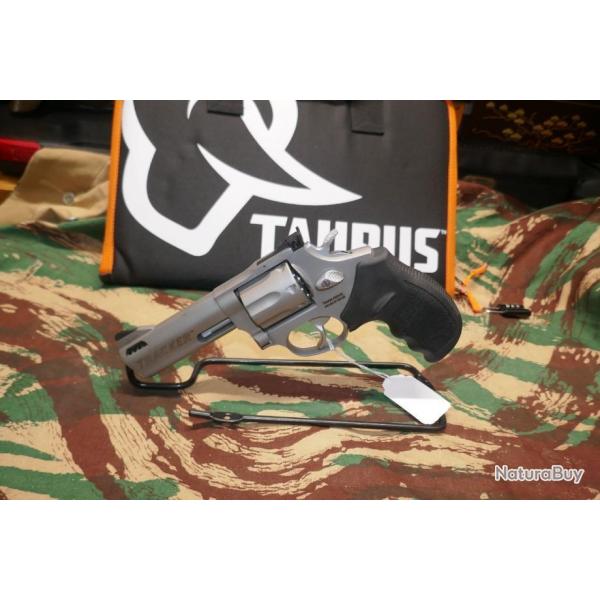 Revolver TAURUS Mod 627 TRACKER 4" en 38/357