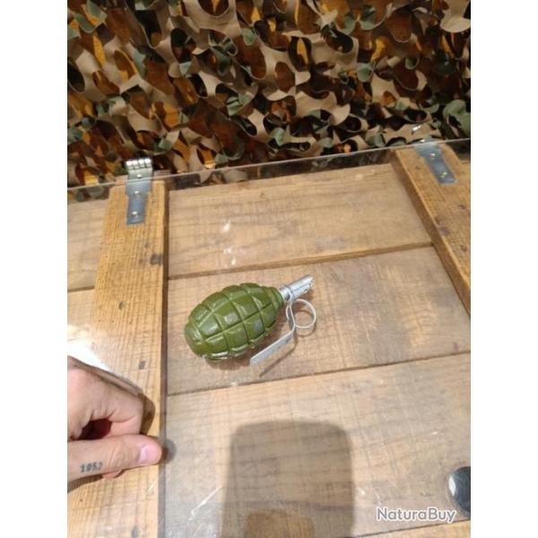 Reproduction Grenade f1 Russe en rsine