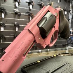 Occasion révolver RUGER SP101 '' Pink Lady Custom by ARMEXPRESS'' 38spl - Cat B