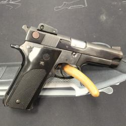 Pistolet Smith et Wesson MOD 559 cal 9x19