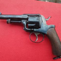 Revolver fagnus maquaire