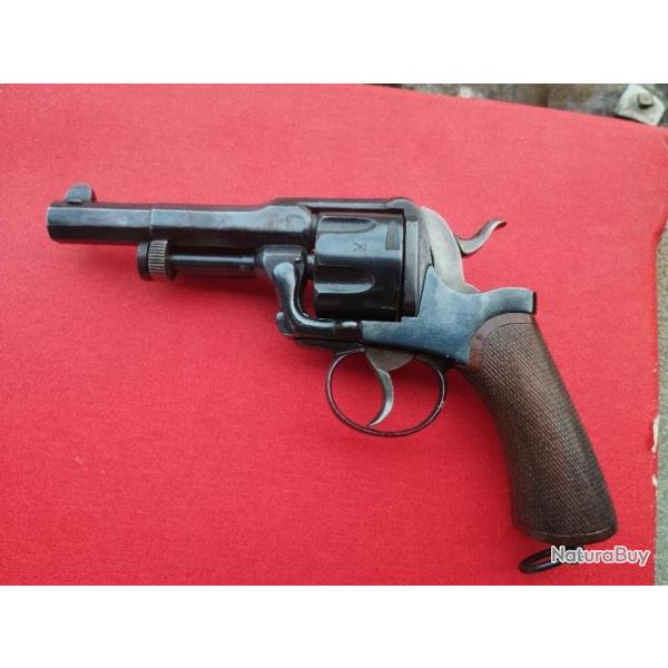 Revolver fagnus maquaire