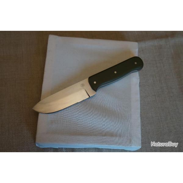 Couteau bushcraft acier carbone/micarta