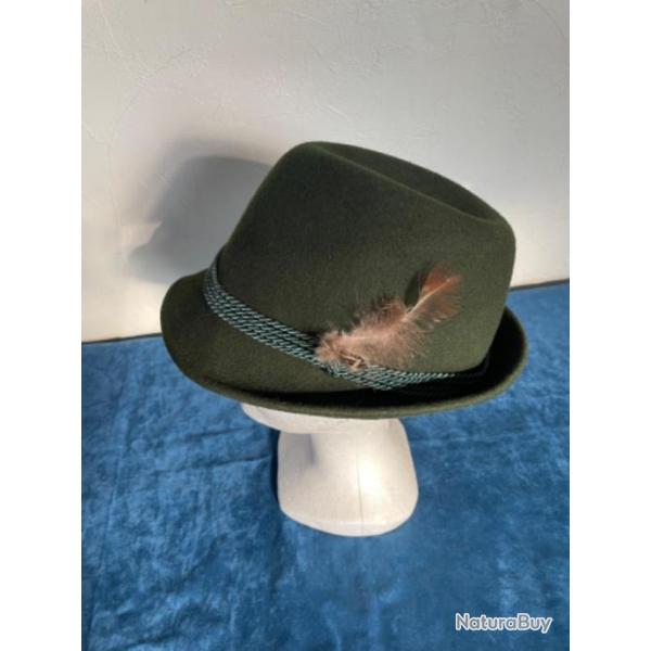 Chapeau en laine alpine type tyrolien