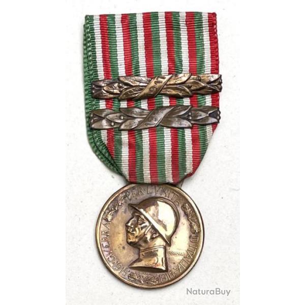 Mdaille commmorative de la guerre 1915-1918 - Italie - avec agrafe 1917 et 1918