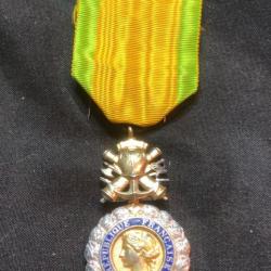 insigne medaille 1870 valeur et discipline