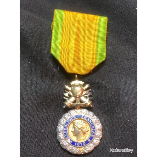 insigne medaille 1870 valeur et discipline