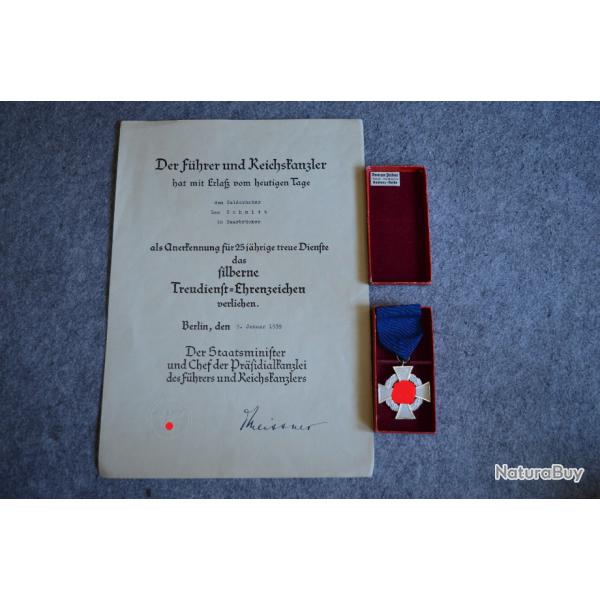Mdaille allemande ww2 pour 25 ans de service avec sa bote d origine+ tiquette fabricant + Diplome
