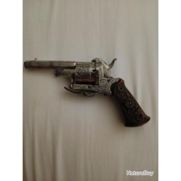 Pistolet de collection type Lefaucheux