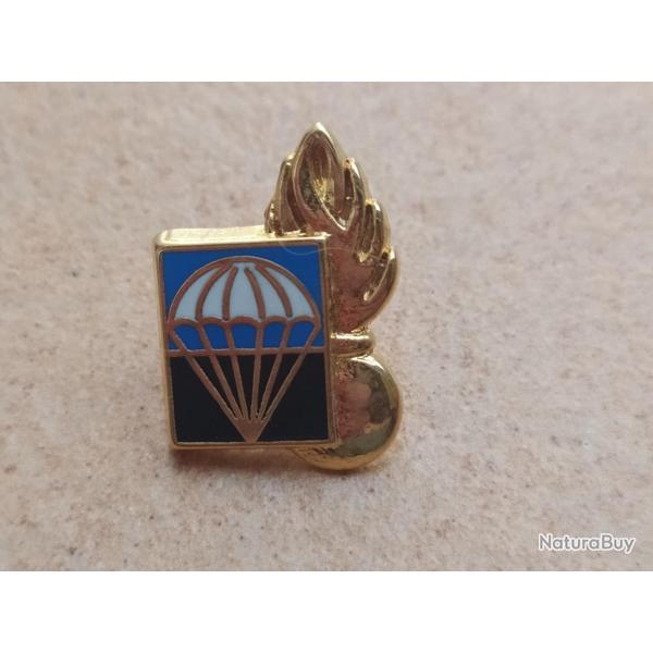 PINS GENDARMERIE NATIONALE EPIGN ESCADRON PARACHUTISTE INTERVENTION GENDARMERIE NATIONALE MODELE 1