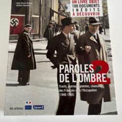 Livre avec documents parole de l'ombre