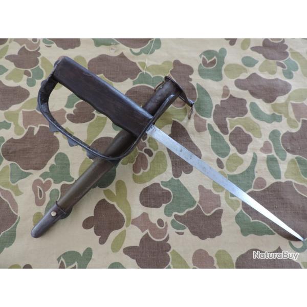 Poignard US model of 1917 Trench Knife LF&C..