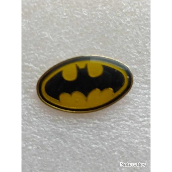 PINS INSIGNE EMBLEME BATMAN
