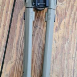 Bipied MAGPUL picatinny , couleur TAN