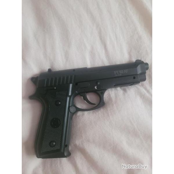 Pistolet airsoft CAL 6mm PT92AF