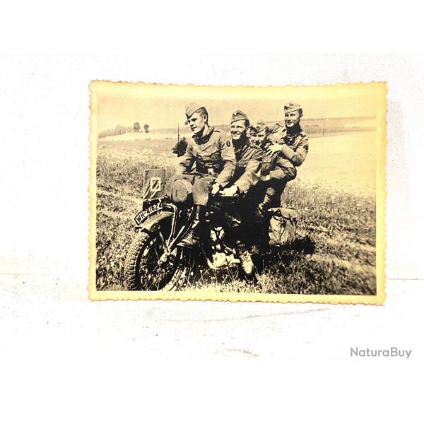 Ancienne Photo Authentique 4 Soldats Allemand sur Moto ww2 + note  l'arrire