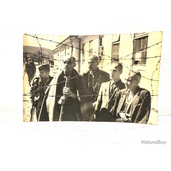 Ancienne Photo Authentique Camp Allemand de Prisonnier ww2 + note  l'arrire