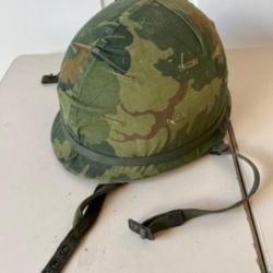 Casque parachutiste us guerre du Vietnam.