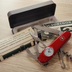 Victorinox couteau suisse Timekeeper chiffres Romains neuf en boite