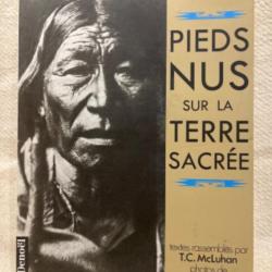 Livre pieds nus la terre sacrée photos de curtis