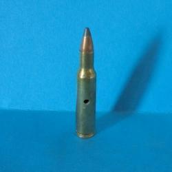 UNE  CARTOUCHE CAL. 222 REMINGTON  NEUTRALISEE