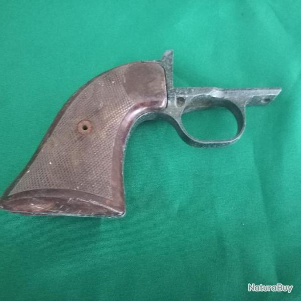 carcasse ancien jouet pistolet  petard