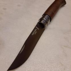 Opinel N°8 - Lame inox - Manche en Noyer