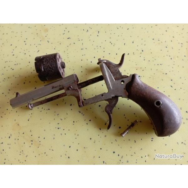 Carcasse de revolver  broche en 7mn