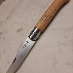 Opinel N°10 - Lame inox - Manche en Hêtre (1)