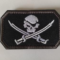 Patch Drapeau Pirate 2 velcro noir