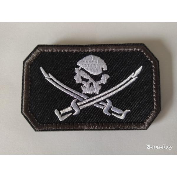 Patch Drapeau Pirate 2 velcro noir