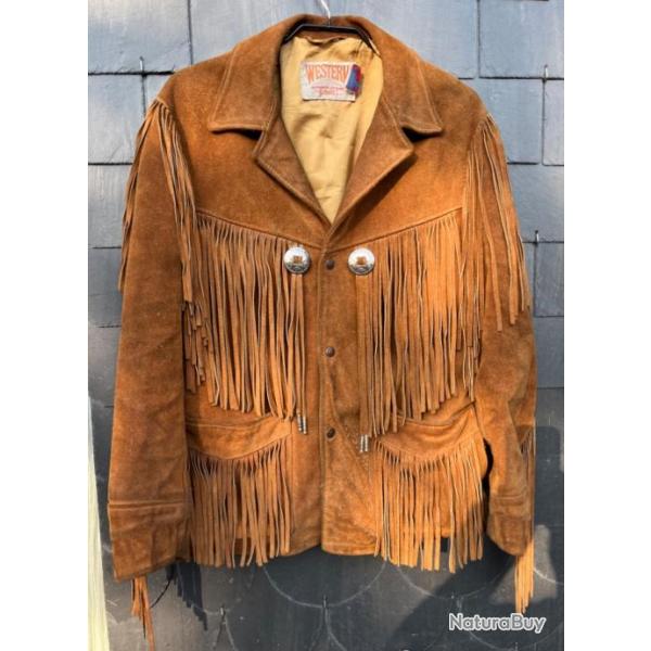 Trs belle veste  franges de la marque schott avec conchos  taille 38   M ou petit L