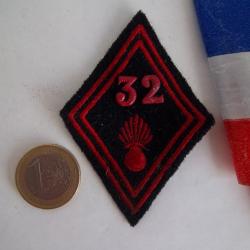 losange modèle 45 militaire 32 éme régiment infanterie chiffre plastifié relief